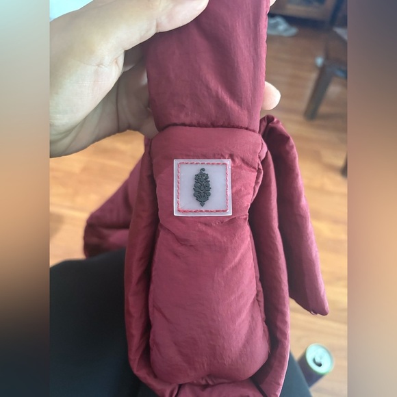 NWT Free People Puffy Muff Crossbody Bag Quilted FP Movement Flap-Top Crossbody - Picture 4 of 6